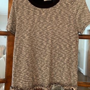 Black and White Fringe Bottom Short Sleeve Top